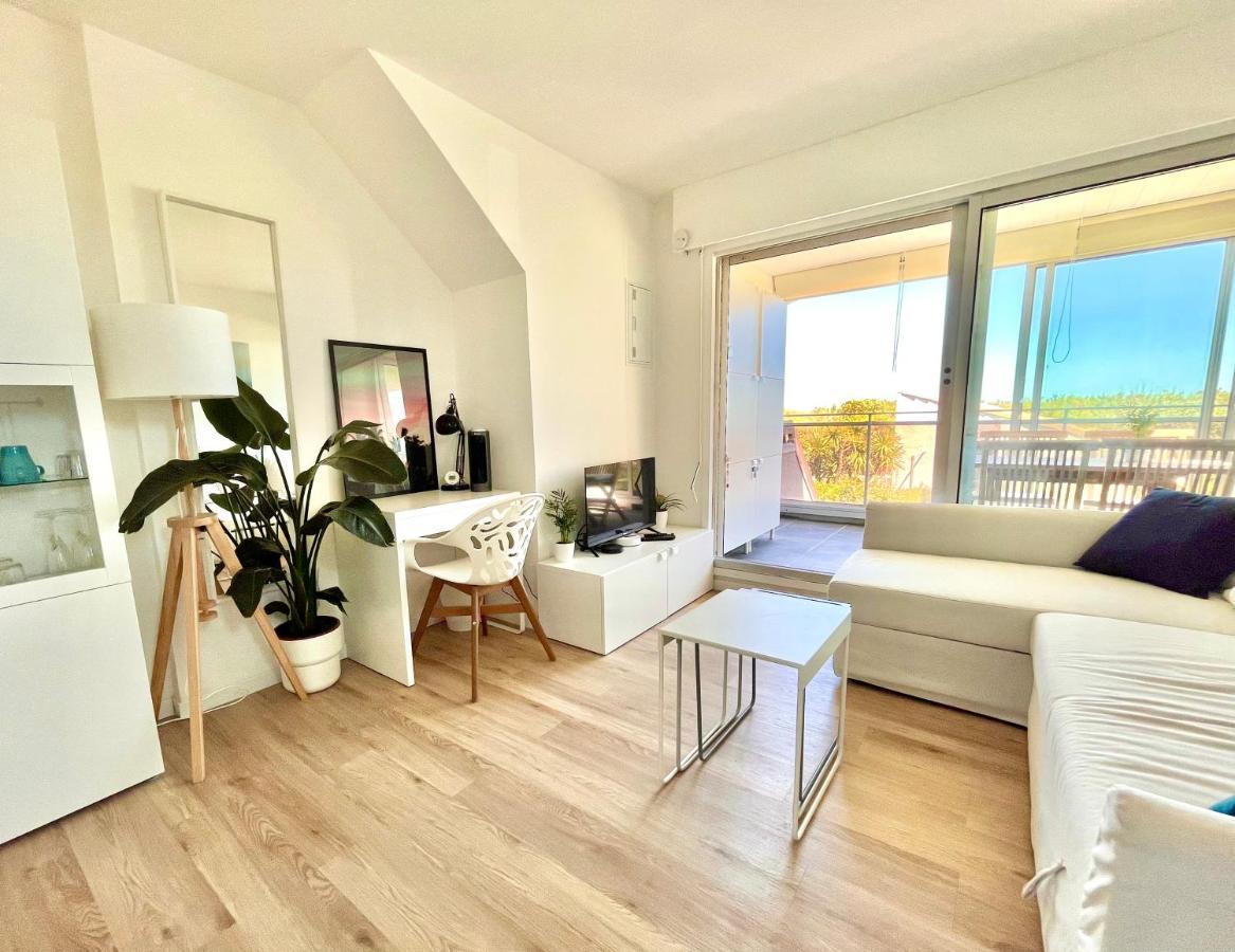 Appartement Entre La Lagune Et La Mer Avec Piscine, Direct Plage, Vue Partielle Mer Сен-Сіпріян Екстер'єр фото